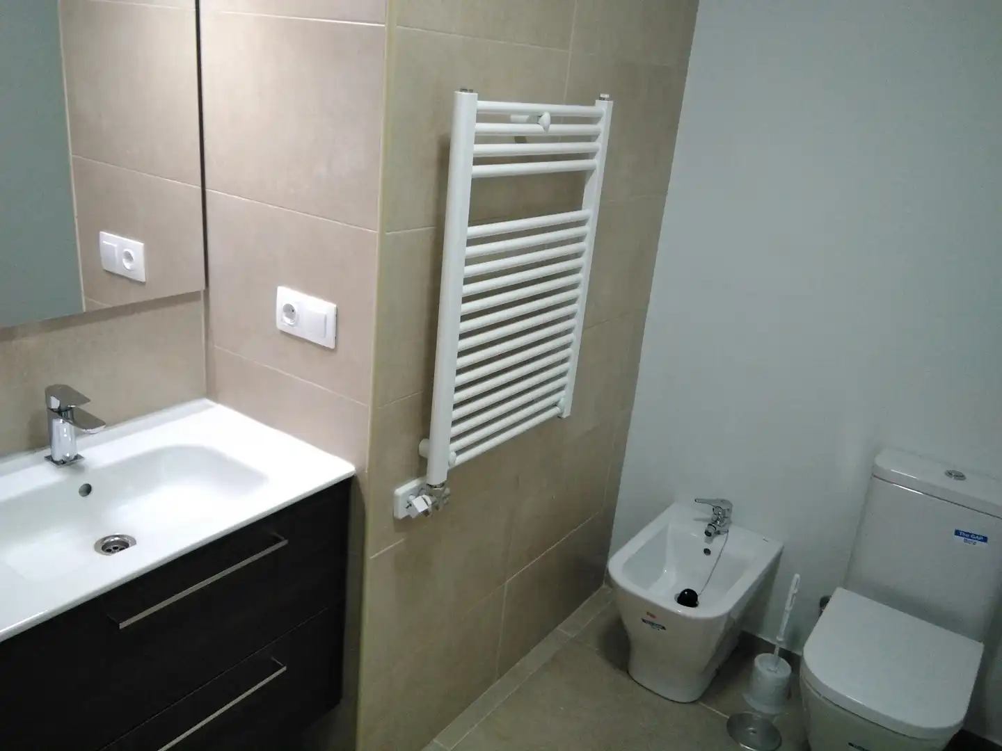 Badezimmer von Wohnung zum Verkauf in Vigo  mit Heizung