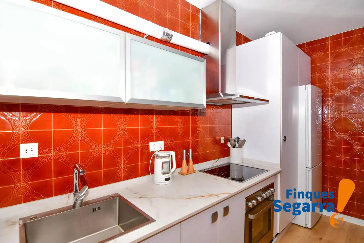 Küche von Wohnung zum Verkauf in Roda de Berà mit Klimaanlage und Terrasse