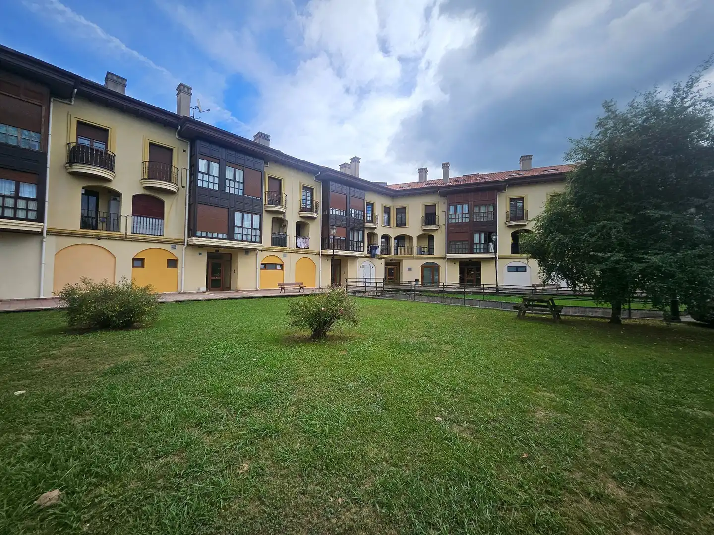 Vista exterior de Dúplex en venda en Cartes amb Calefacció