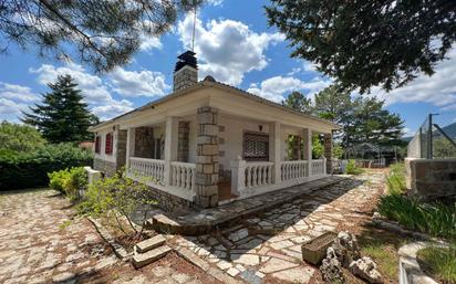 Jardí de Casa o xalet en venda en Lozoyuela-Navas-Sieteiglesias amb Terrassa