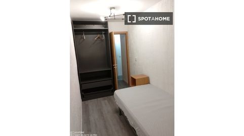 Foto 2 de Habitación en Lucero, Madrid Capital