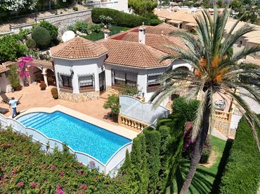 Xalet amb balcó en venda a La Pedrera - Vessanes