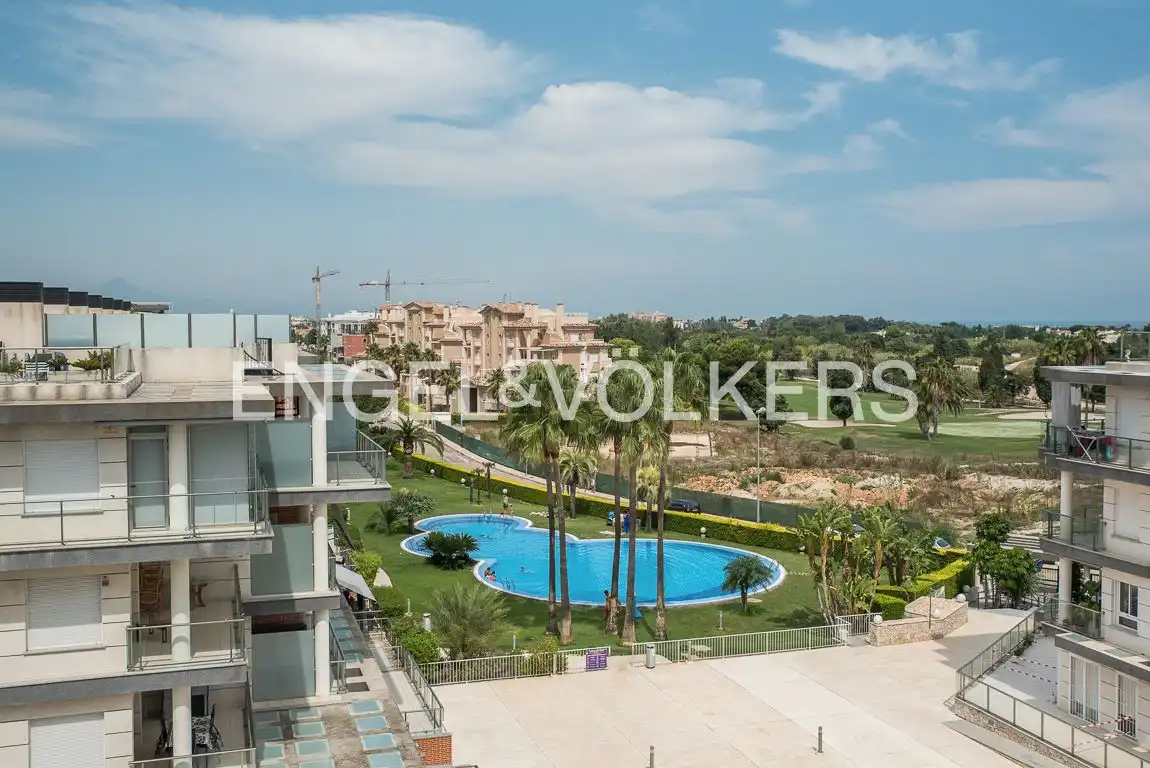 Terrasse von Dachboden zum Verkauf in Oliva mit Klimaanlage, Heizung und Terrasse