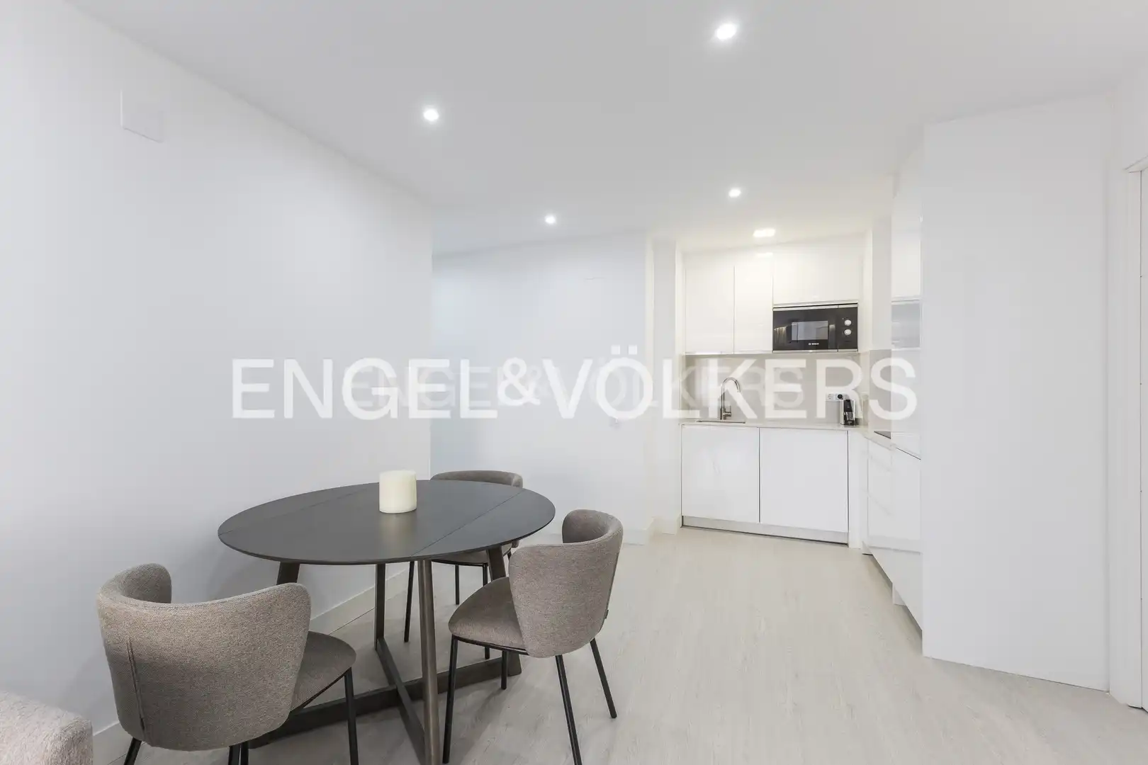 Küche von Wohnung zur Miete in Madrid mit Klimaanlage, Heizung und Möbliert