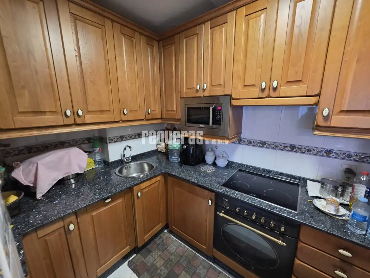 Kitchen of Flat for sale in Avilés  with Heating, Parquet flooring and Furnished