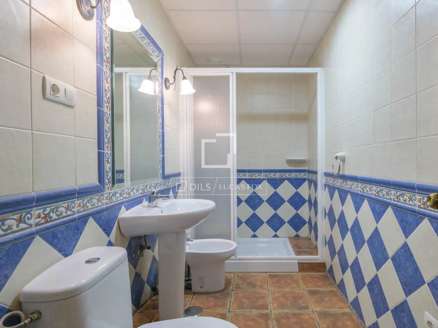 Bany de Casa o xalet en venda en Rincón de la Victoria amb Aire condicionat, Jardí privat i Terrassa