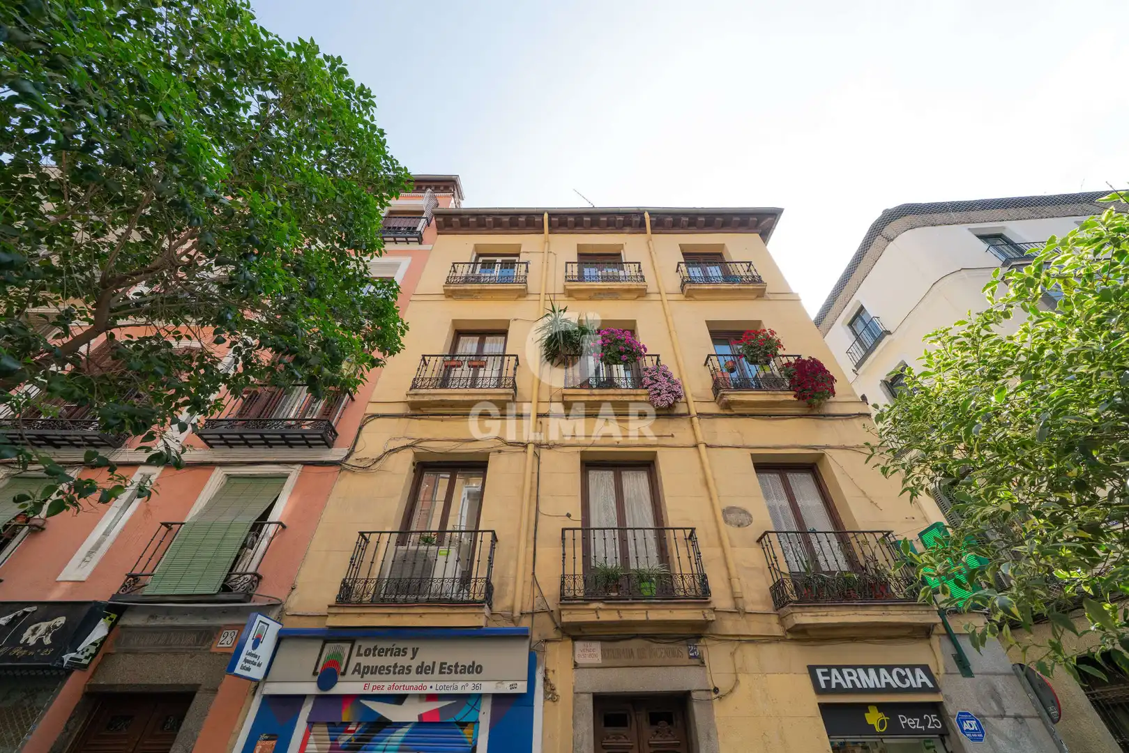 Exterior view of Flat for sale in Madrid  with Heating