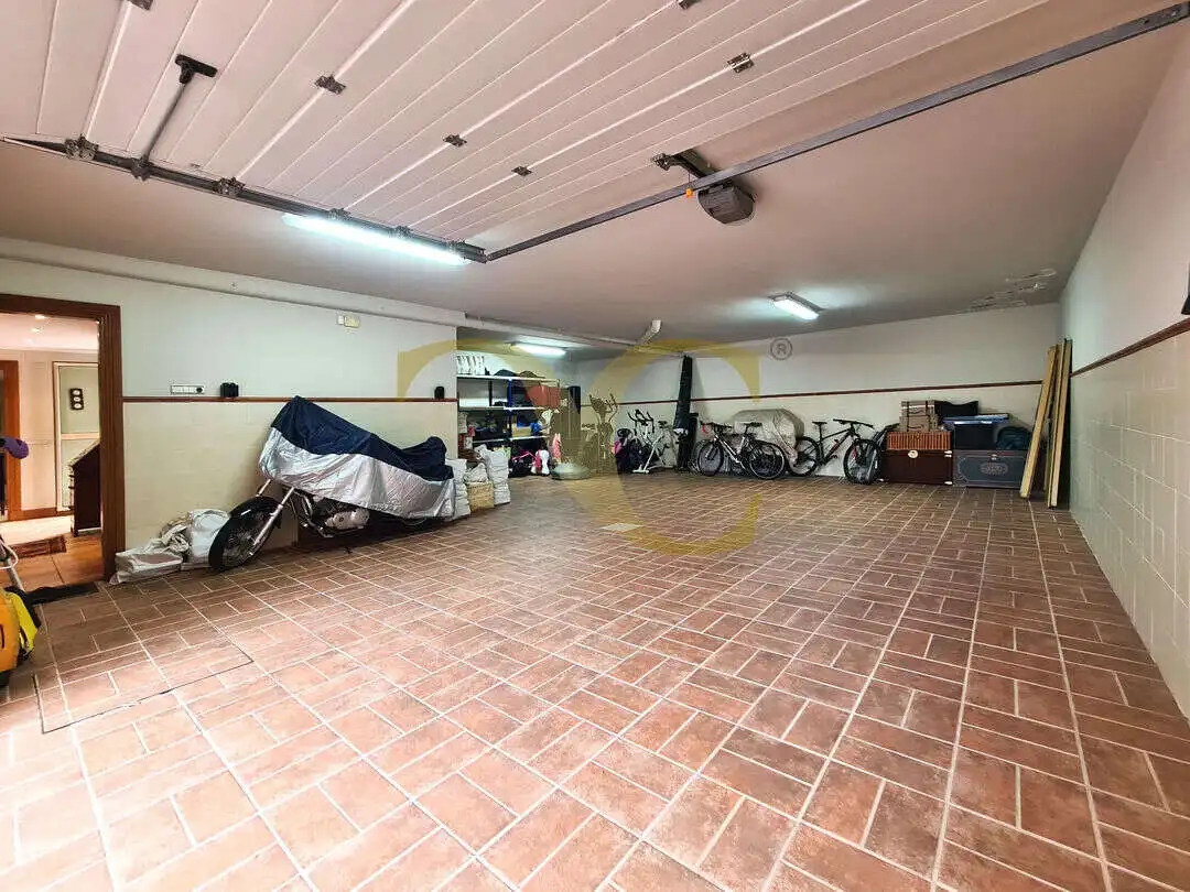 Casa o xalet en venda en Gijón  amb Calefacció, Jardí privat i Terrassa