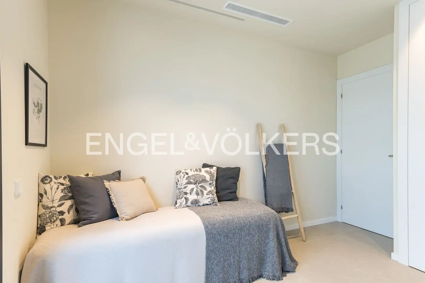 Habitación de Casa o chalet en venta en Sitges con Aire acondicionado, Calefacción y Jardín privado