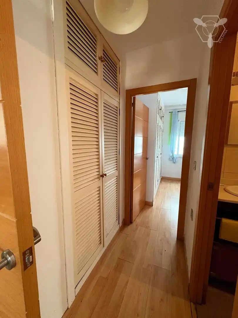 Wohnung zum Verkauf in Huelva mit Klimaanlage und Terrasse