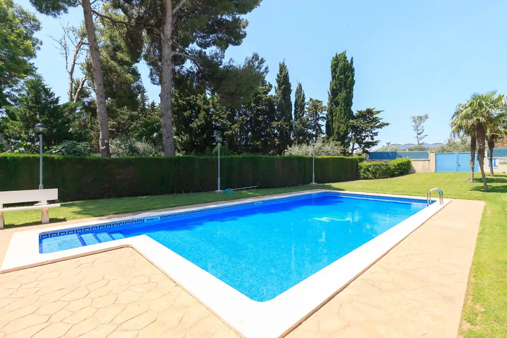 Piscina de Apartamento en venta en Salou con Calefacción, Jardín privado y Piscina