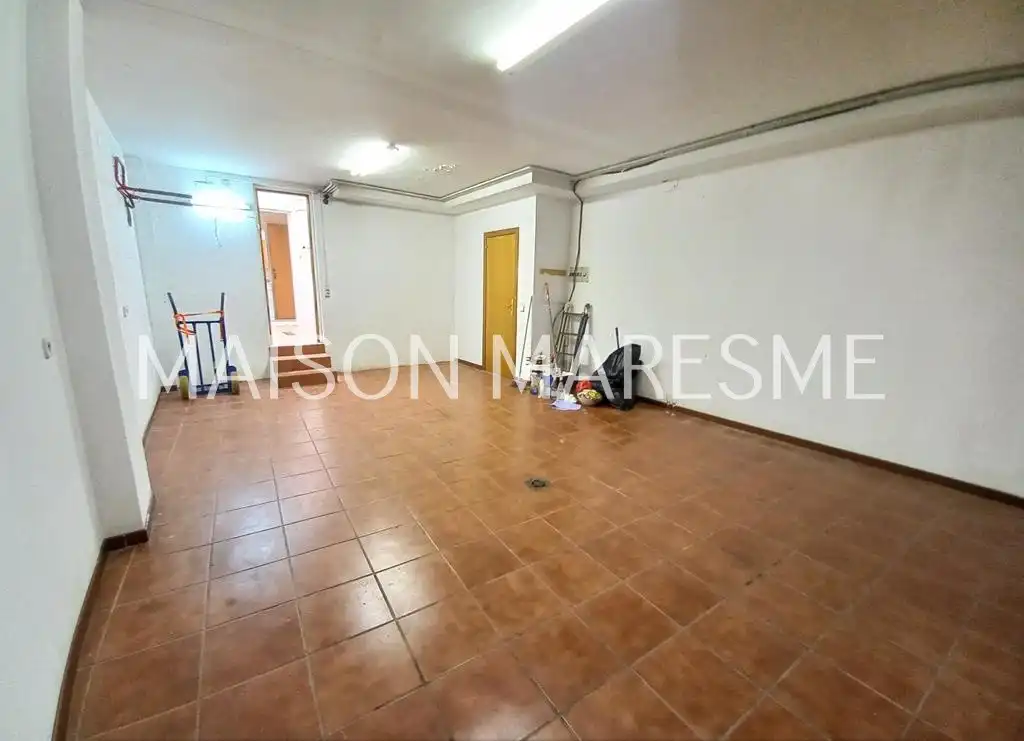Dúplex en venta en Canet de Mar con Aire acondicionado, Calefacción y Terraza