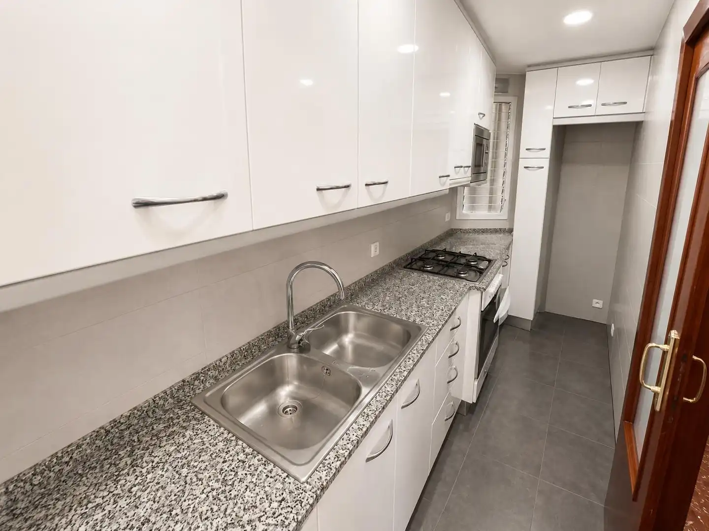 Kitchen of Flat for sale in Arenys de Mar  with Air Conditioner, Terrace and Storage room