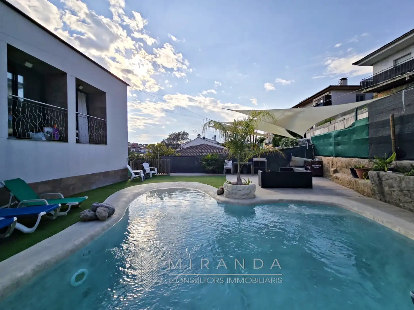 Piscina de Casa o chalet en venta en Lliçà d'Amunt con Aire acondicionado, Jardín privado y Terraza