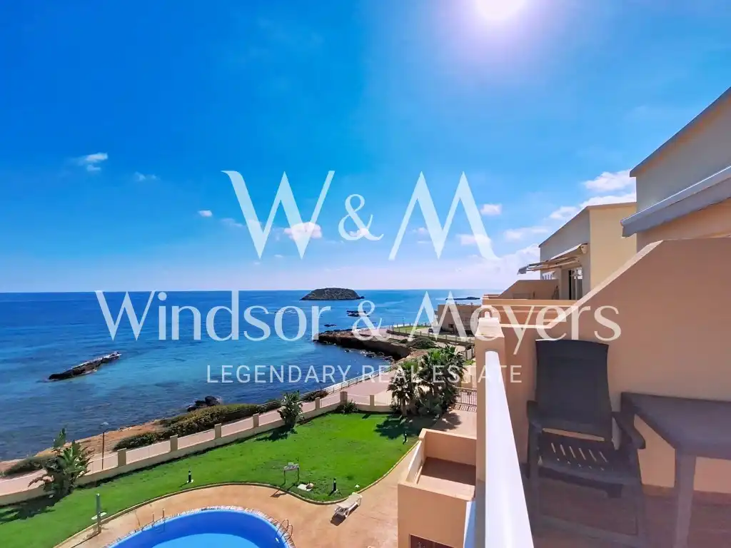 Exterior view of Flat for sale in Santa Eulària des Riu  with Air Conditioner, Furnished and Microwave