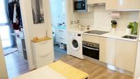 Kitchen of Flat for sale in  Madrid Capital  with Air Conditioner, Furnished and Oven