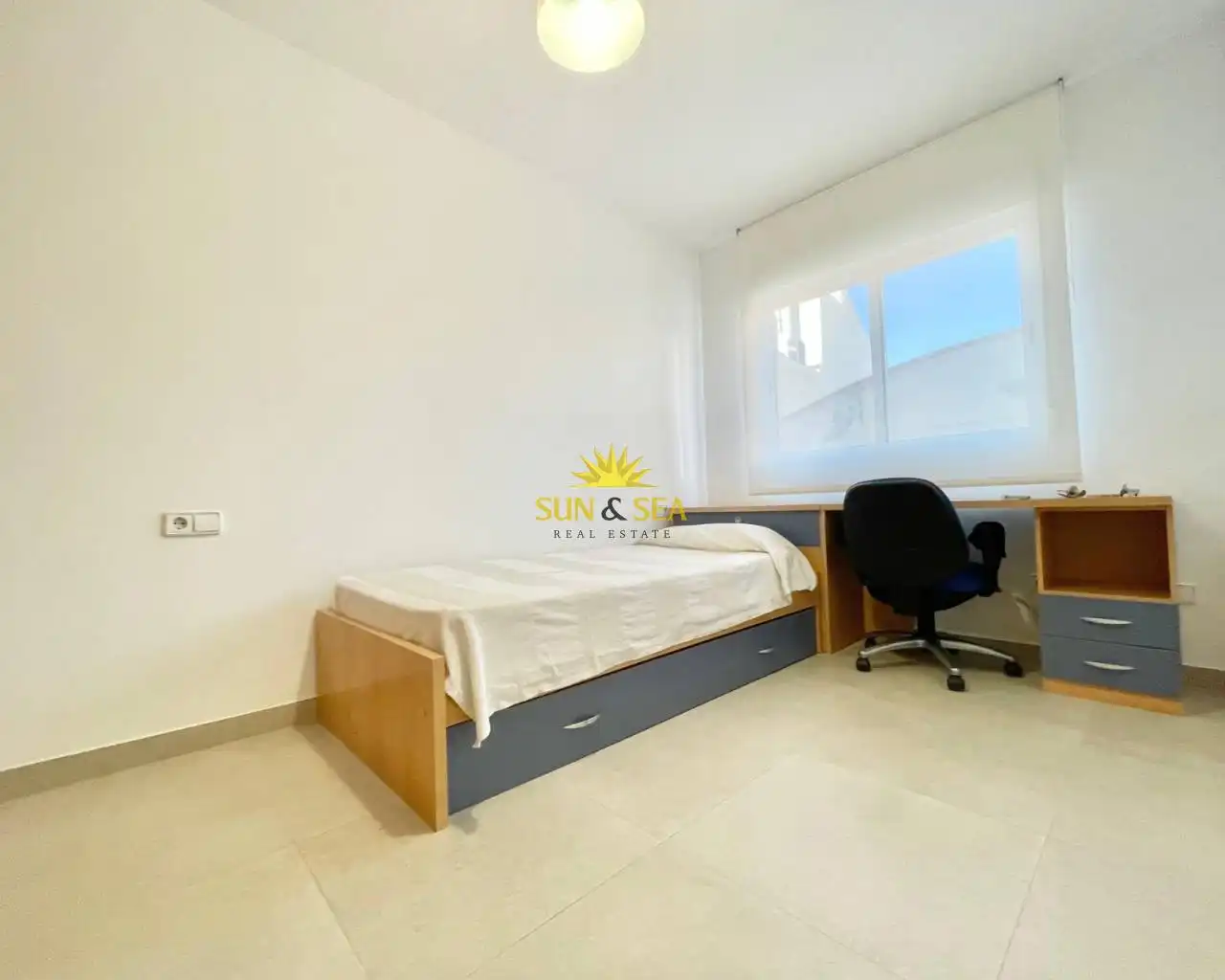 Habitación de Piso de alquiler en Murcia con Aire acondicionado, Calefacción y Amueblado
