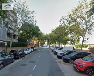 Aparcament de Pis en venda en Castelldefels amb Jardí privat, Terrassa i Balcó