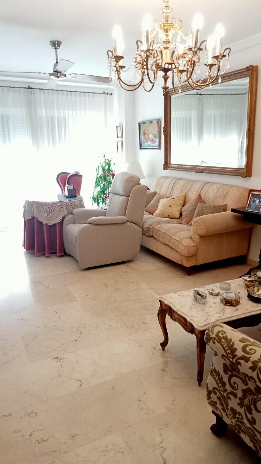 Sala d'estar de Pis en venda en  Córdoba Capital amb Aire condicionat