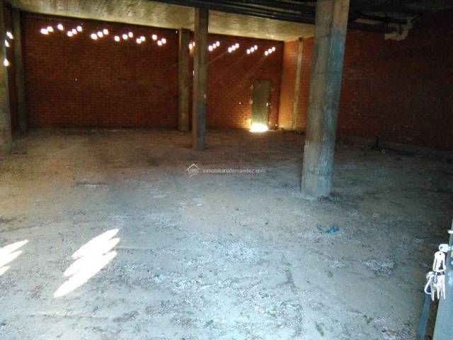 Local comercial en Alquiler en Mejostilla