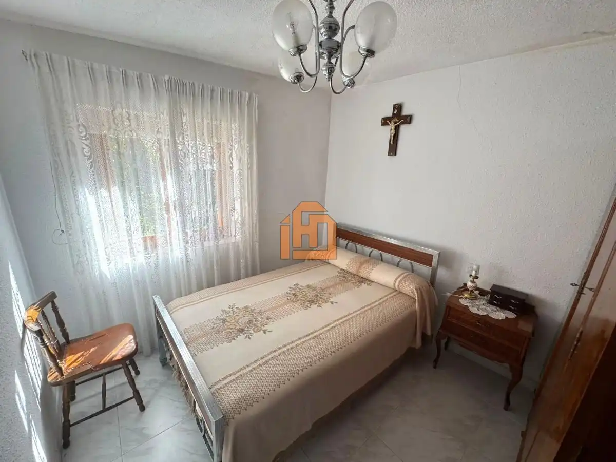 Habitación de Casa o chalet en venta en La Pola de Gordón , León