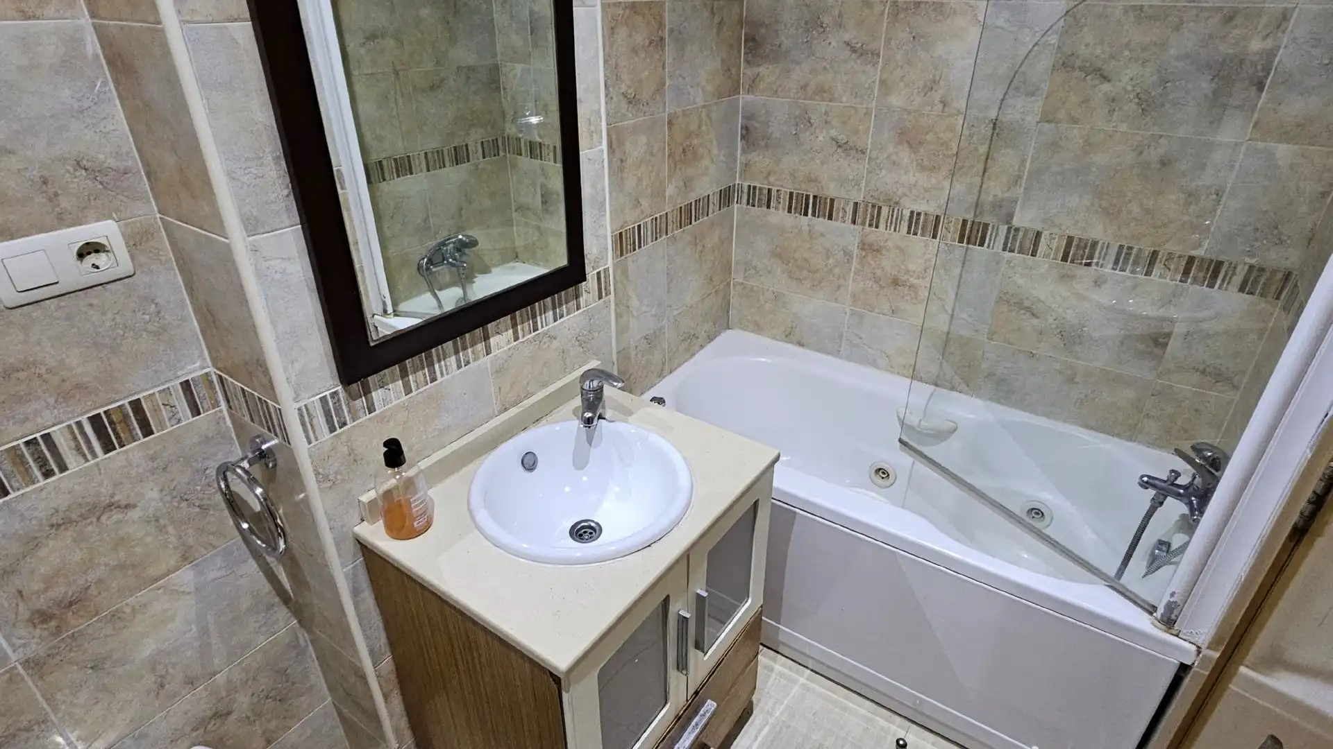 Bathroom of Apartments for sale in Oropesa del Mar / Orpesa  with Air Conditioner, Heating and Terrace