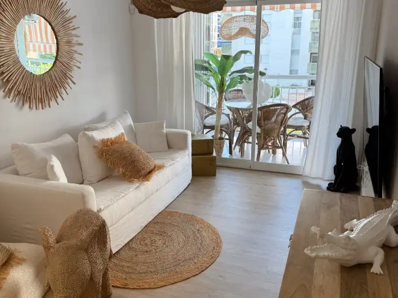 Sala d'estar de Pis en venda en Benicasim / Benicàssim amb Aire condicionat, Terrassa i Piscina