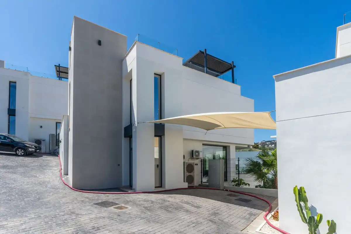 Exterior view of Houses for sale in Mijas  with Air Conditioner, Heating and Private garden