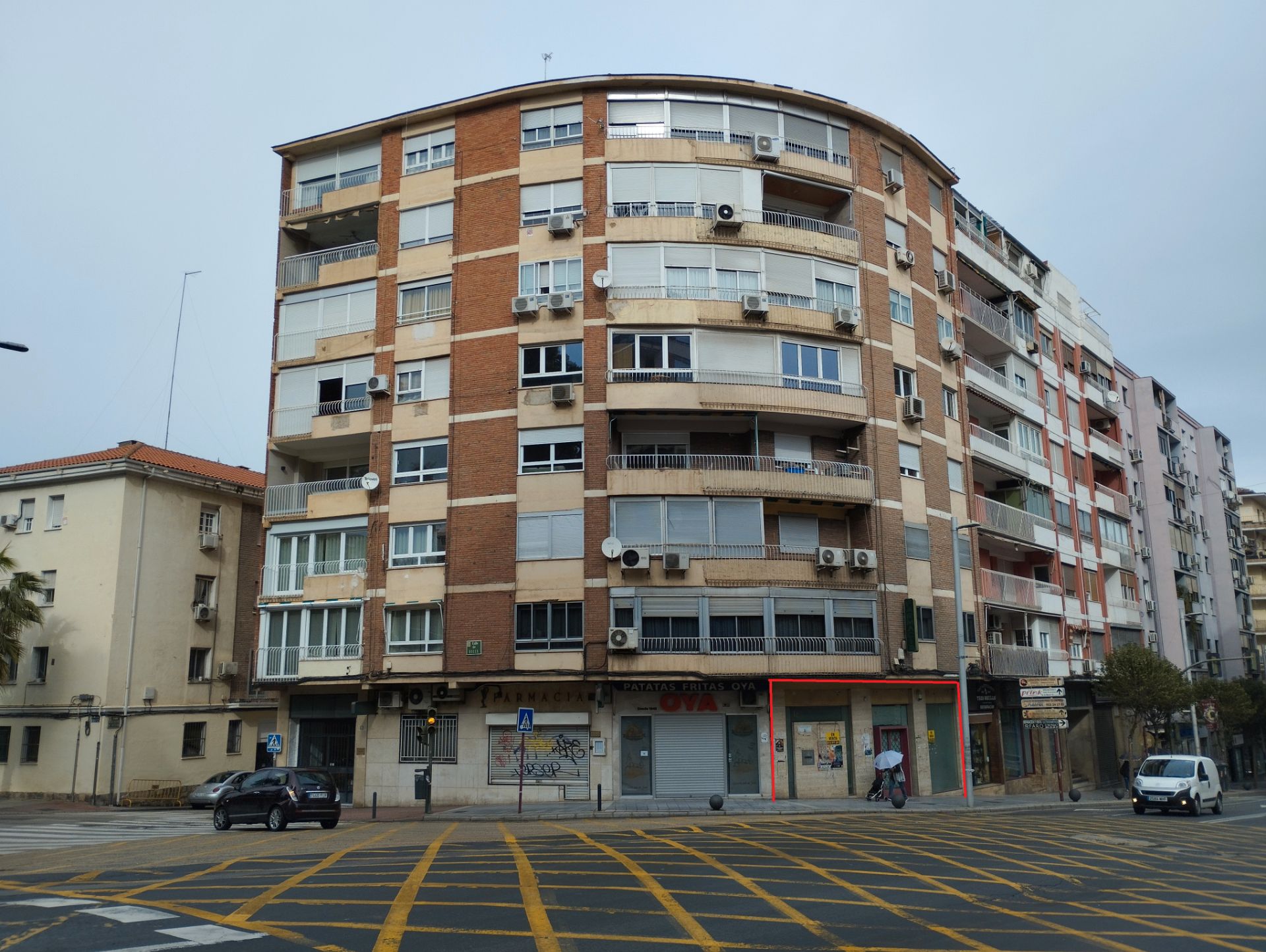 Vista exterior de Local en venda en  Jaén Capital