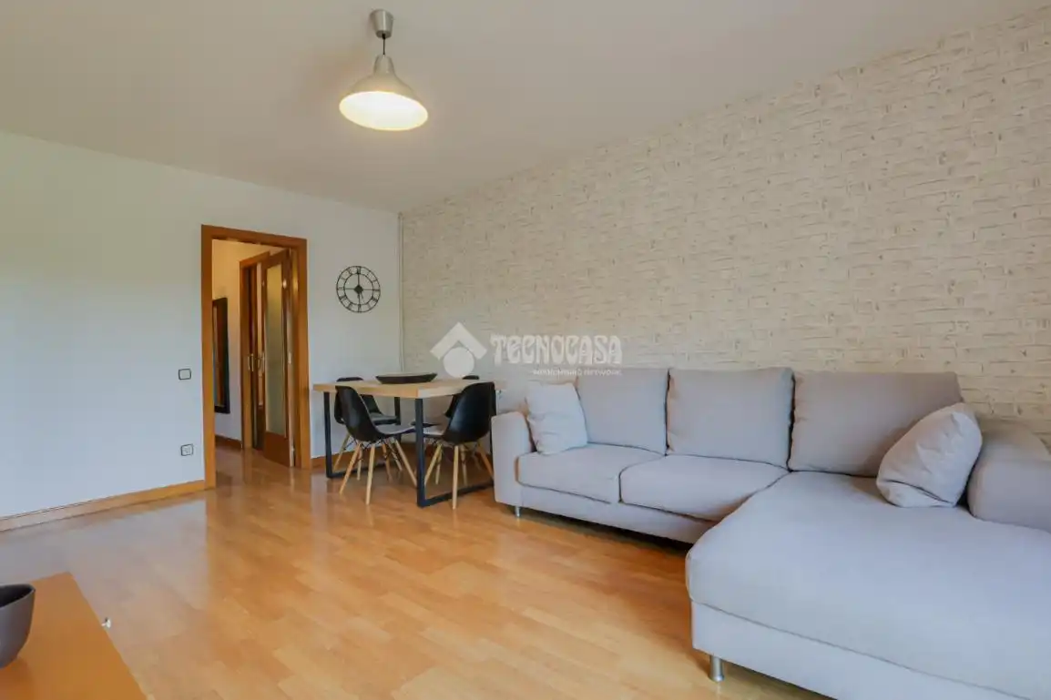 Sala d'estar de Pis en venda en Granollers amb Calefacció, Parquet i Balcó
