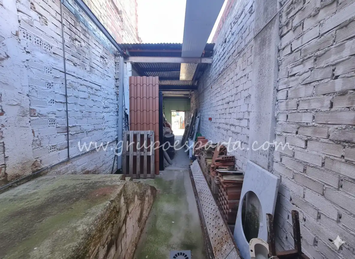 Nave industrial en venta en Santiponce