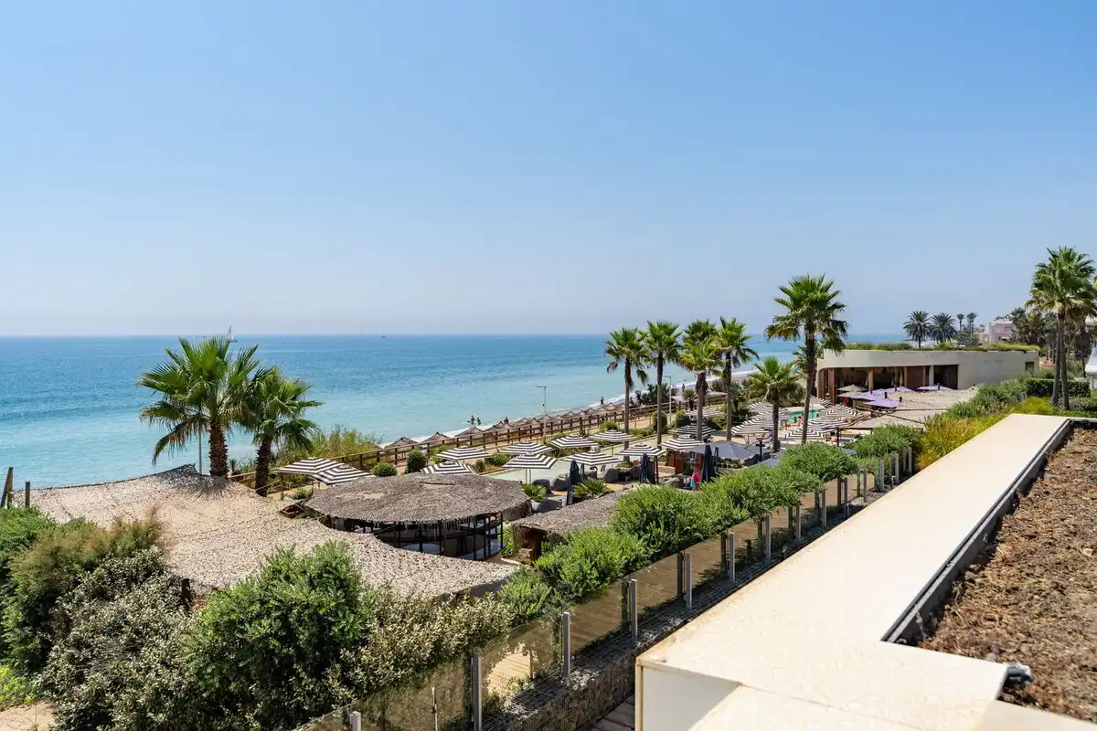 Terrassa de Casa adosada de lloguer en Estepona amb Aire condicionat, Traster i Piscina