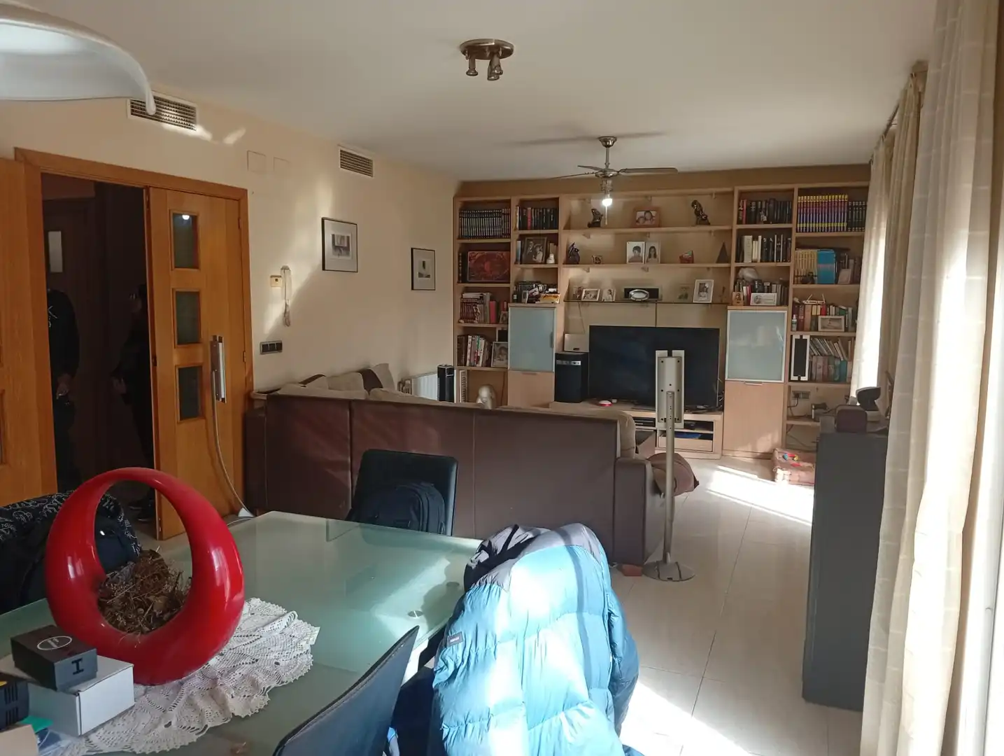 Sala d'estar de Casa adosada en venda en L'Aldea amb Aire condicionat, Calefacció i Jardí privat