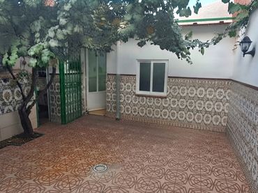 Casa in vendita a Calle Luis Dorado