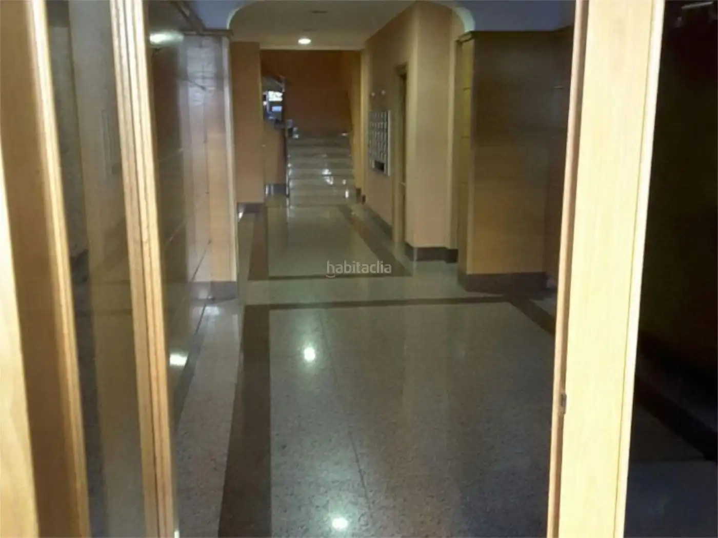 Office space with lift to rent in Gran Vía Juan Carlos I 75, imagen 3