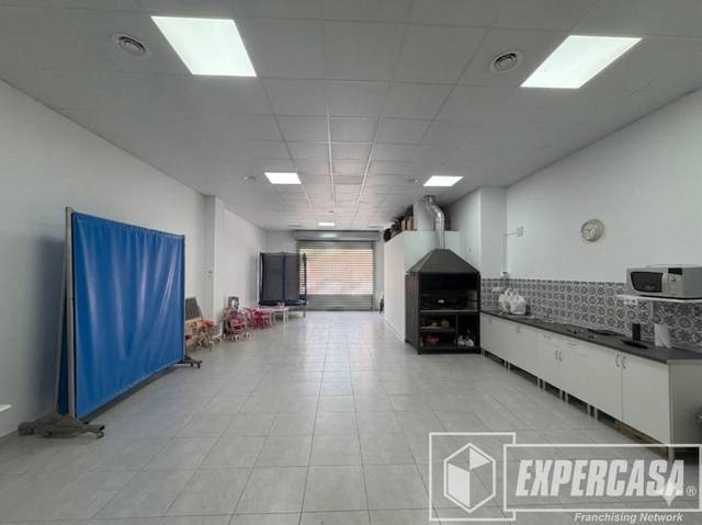 Local comercial en Venta en Silla