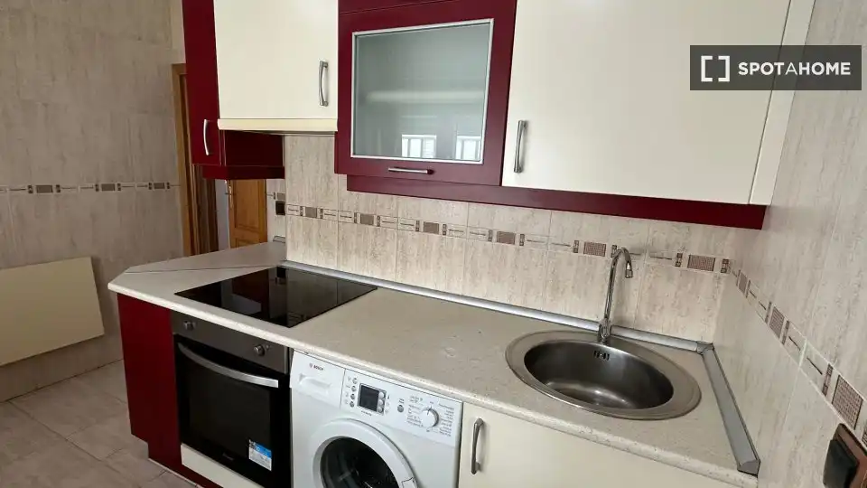 Kitchen of Flat for rent in Alcalá de Henares  with Air Conditioner, Heating and Furnished