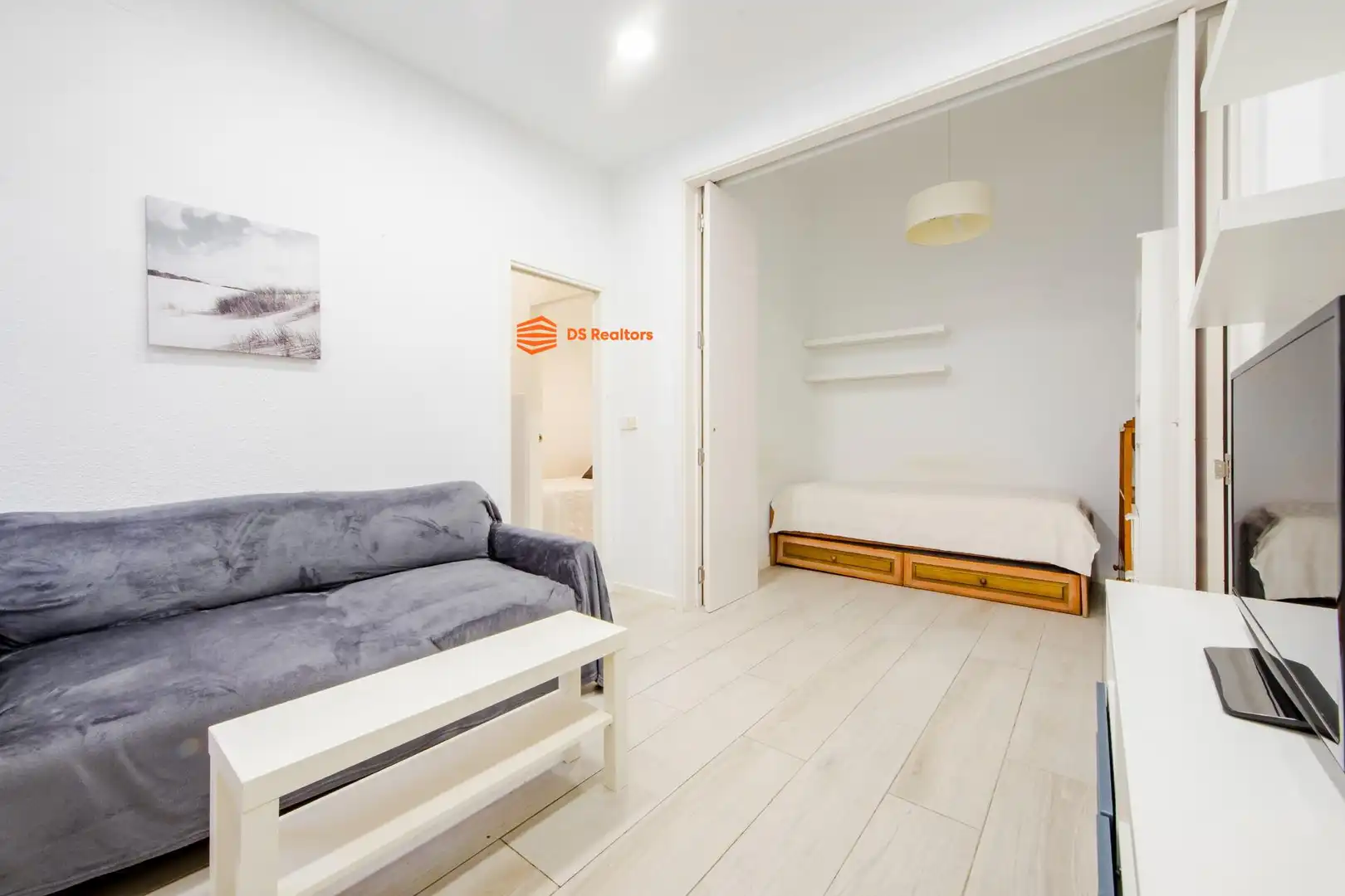 Bedroom of Flat for sale in Madrid  with Heating and Furnished