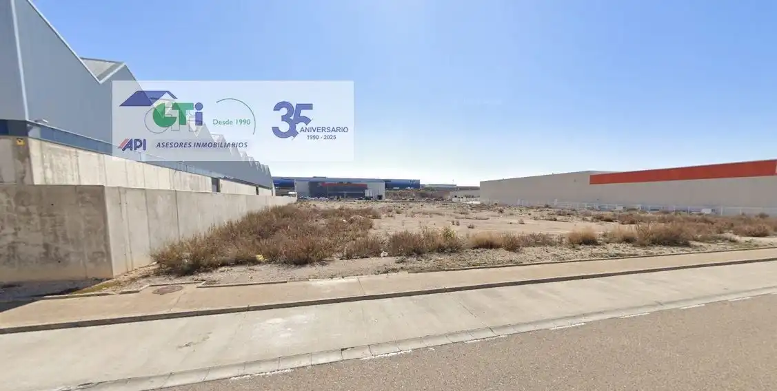 Vista exterior de Residencial en venda en Zaragoza