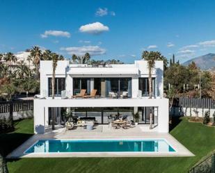Exterior view of House or chalet for sale in Estepona  with Air Conditioner, Private garden and Terrace