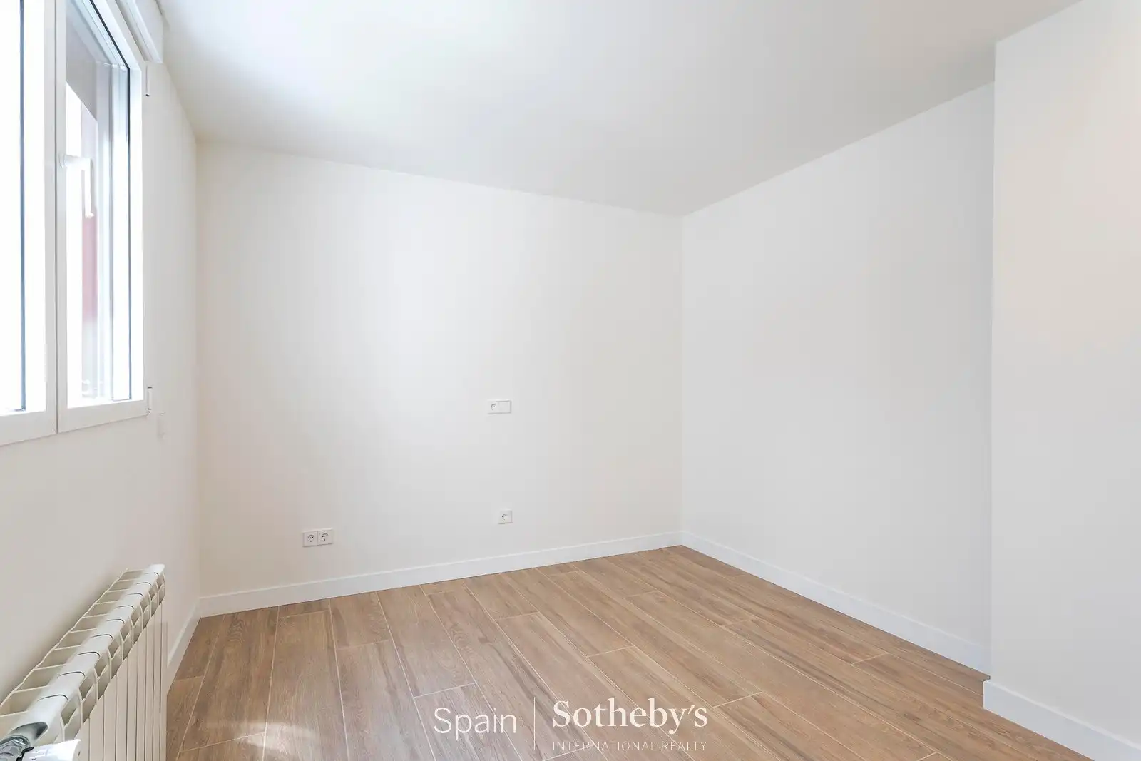 Apartamento con piscina en alquiler en Calle de la Infanta María Teresa, imagen 30