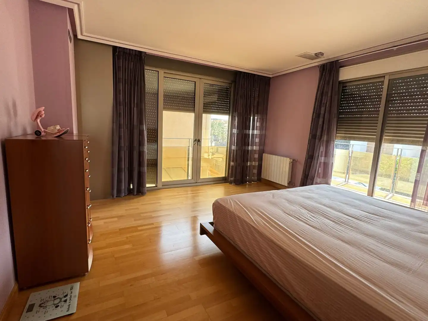 Habitación de Casa o chalet en venta en Elche / Elx con Aire acondicionado, Calefacción y Jardín privado