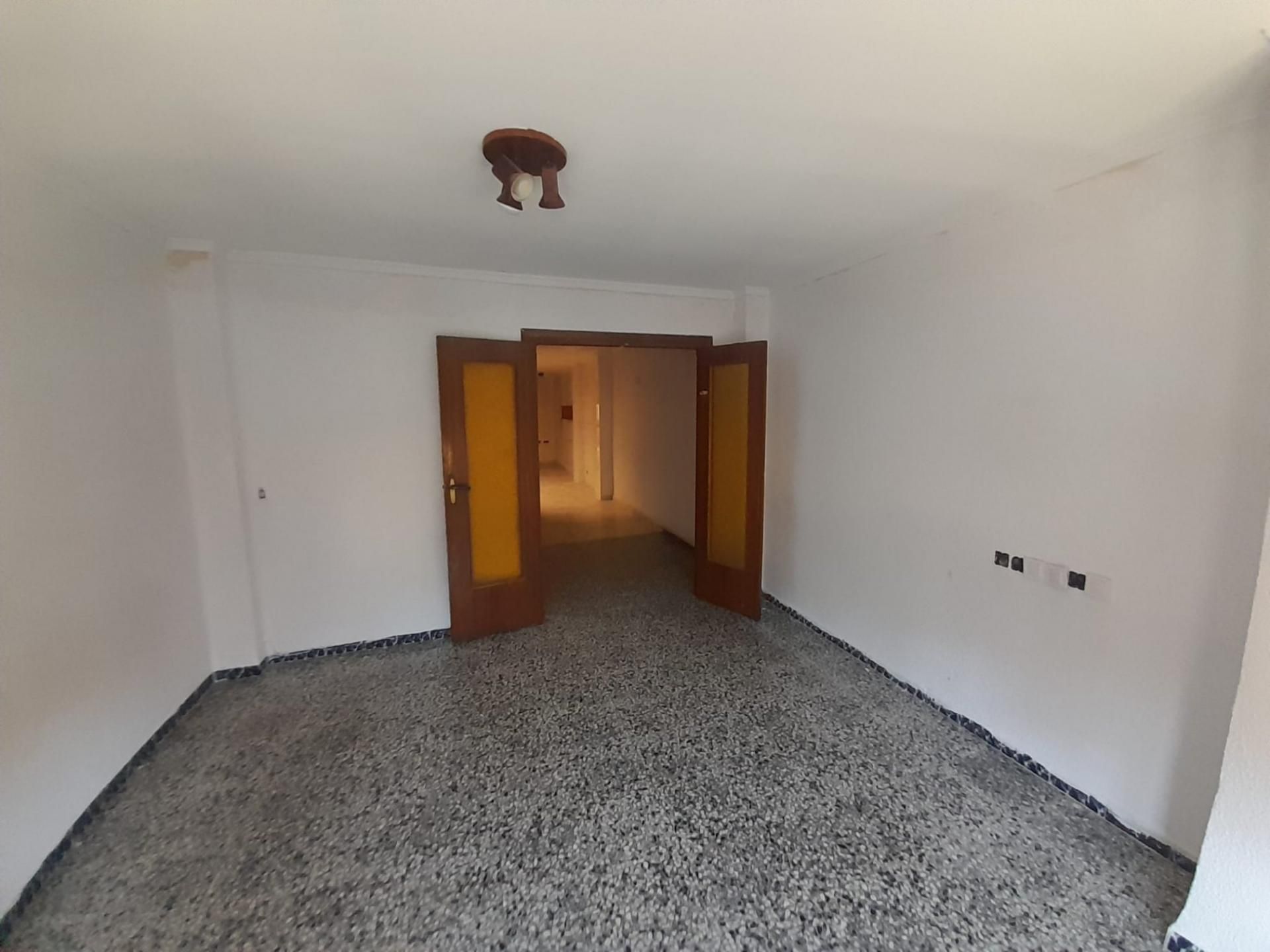 Casa adosada en venda en Sueca amb Terrassa i Alarma