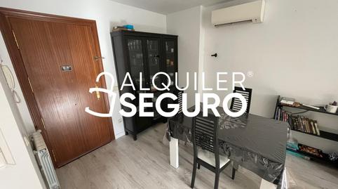 Foto 2 de Piso de alquiler en De Melchor Fernández Almagro, La Paz,  Madrid Capital