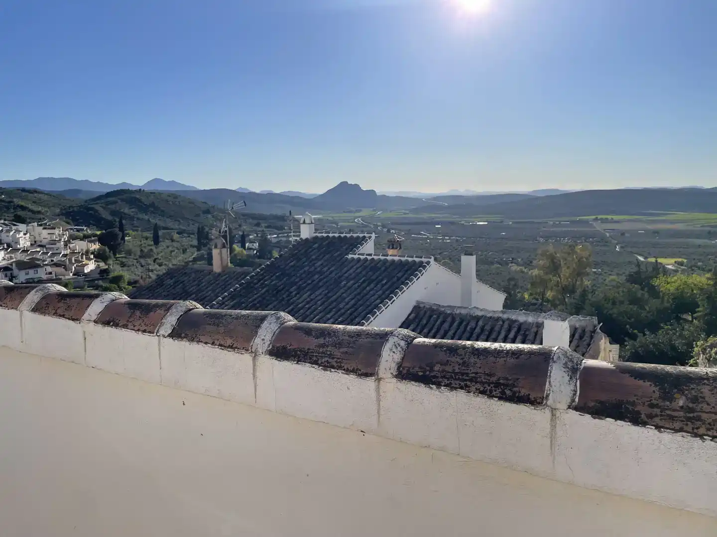 Vista exterior de Planta baixa en venda en Archidona amb Parquet i Moblat