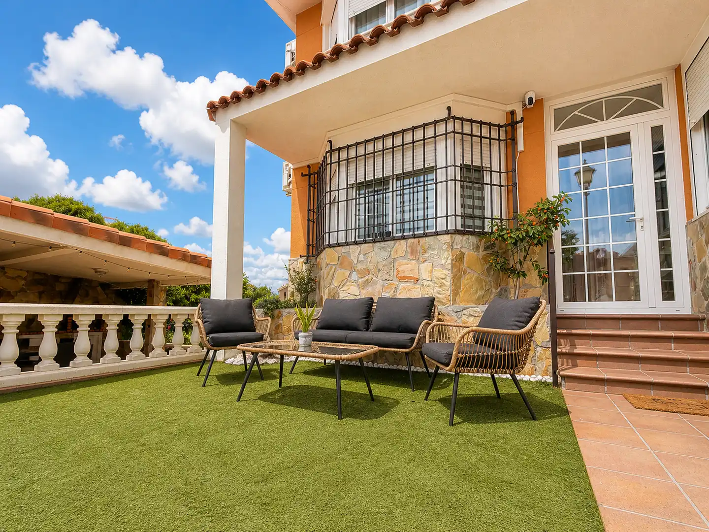 Terraza de Casa o chalet en venta en Serranillos del Valle con Aire acondicionado, Calefacción y Jardín privado