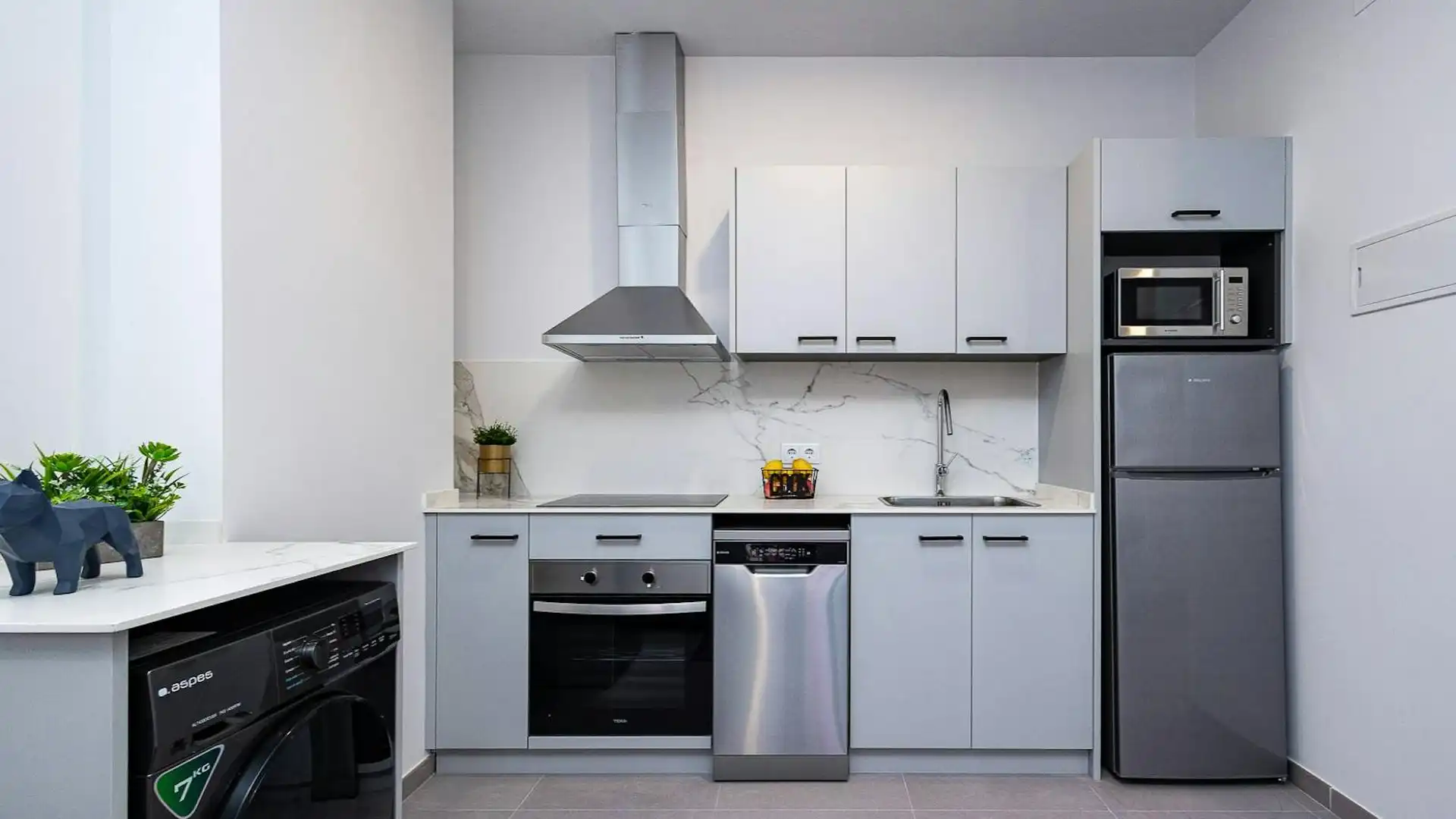 Cocina de Piso de alquiler en Valencia con Aire acondicionado, Calefacción y Amueblado