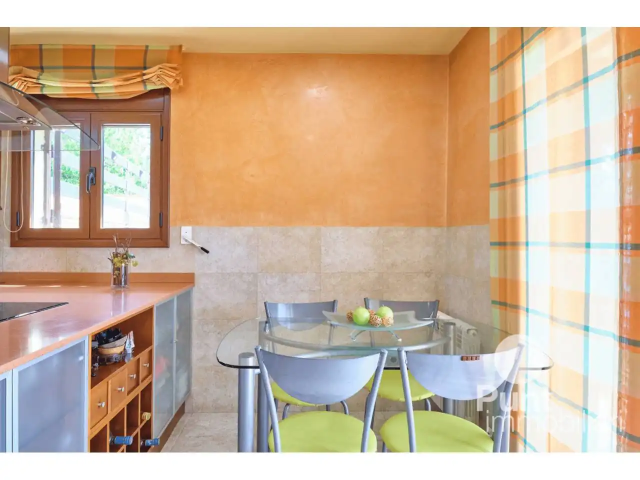 Cuina de Casa o xalet en venda en Premià de Dalt amb Aire condicionat, Calefacció i Jardí privat