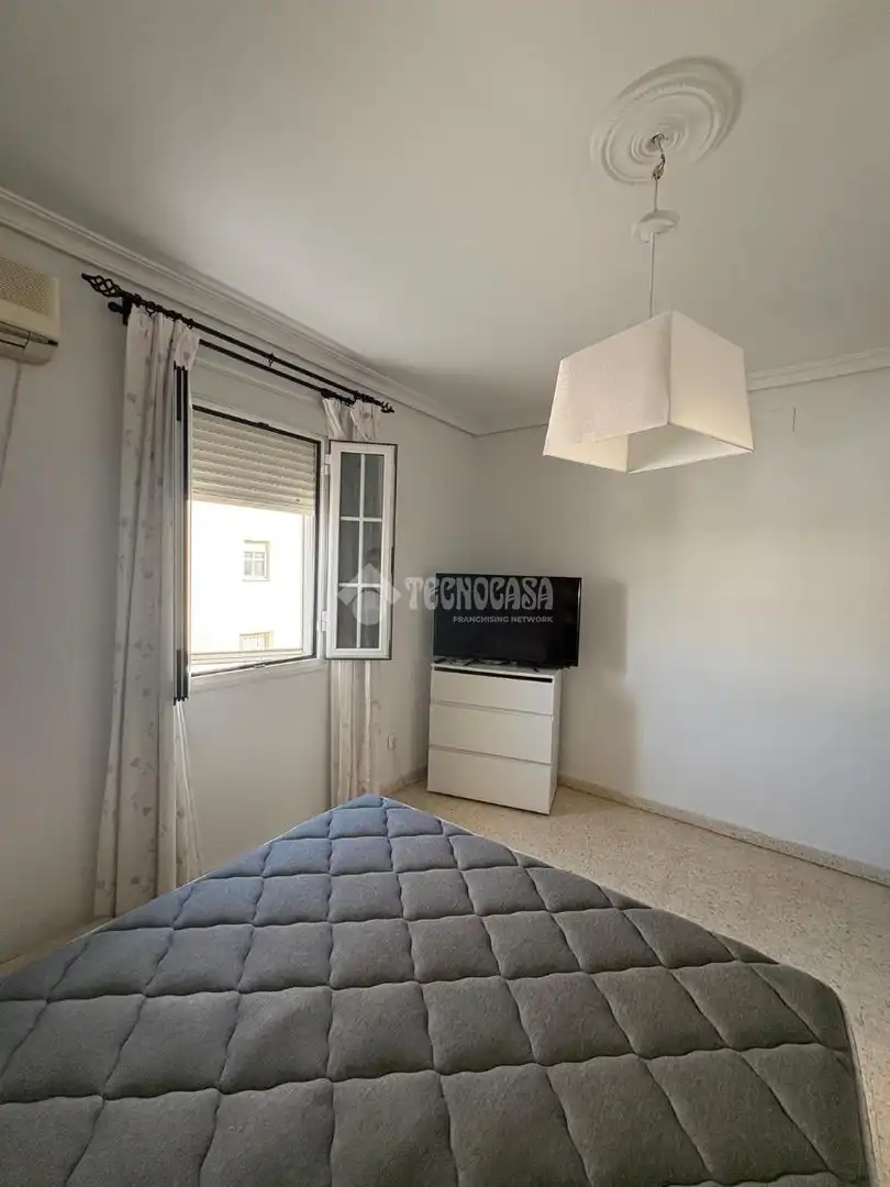Habitación de Piso en venta en La Rinconada con Aire acondicionado