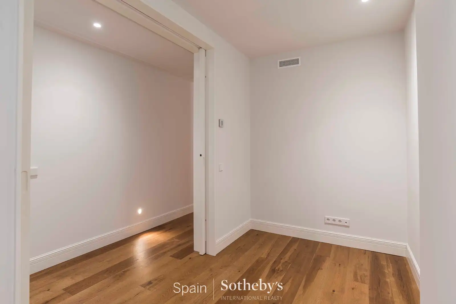 Apartament en venda a Ríos Rosas - Nuevos Ministerios